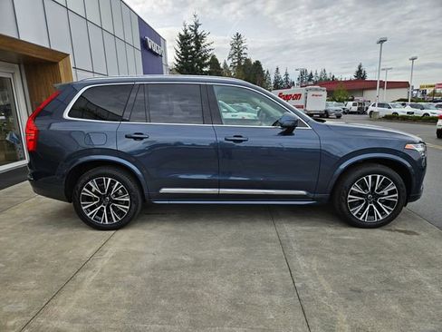 Certified 2024 Volvo XC90 T8 Plus AWD/4WD image 4