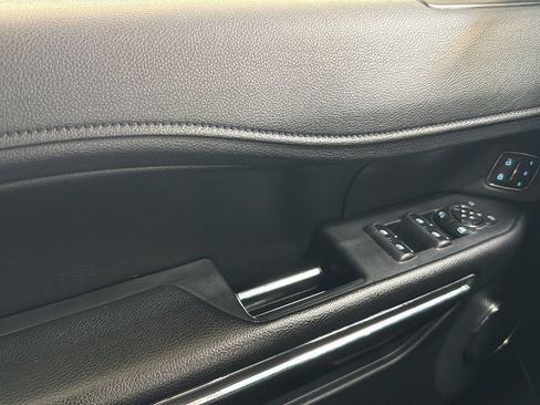 Certified 2021 Ford Expedition XLT RWD image 11
