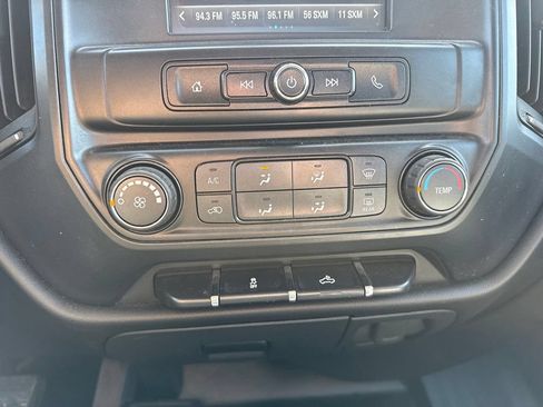 Used 2017 Chevrolet Silverado 2500 W/T w/ WT Convenience Package AWD/4WD image 23