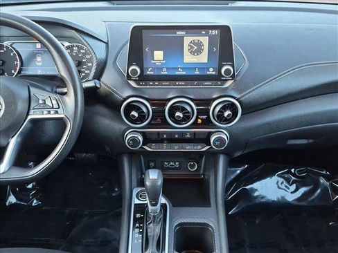 Used 2025 Nissan Sentra SV FWD image 14