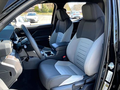 Certified 2025 Toyota Tacoma TRD Sport image 8