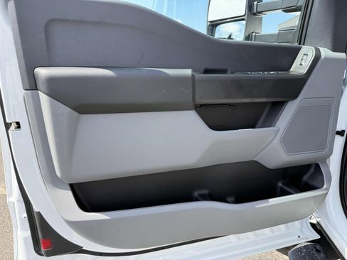 New 2025 Ford F350 XL w/ XL Chrome Package image 8