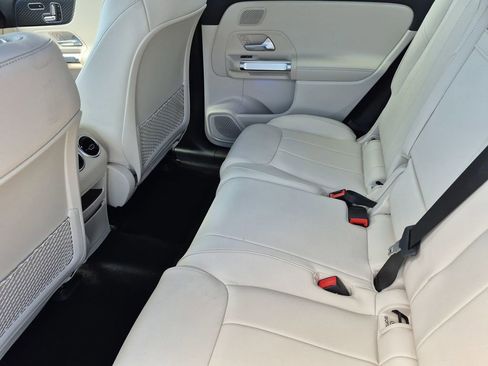 Used 2024 Mercedes-Benz EQB 300 4MATIC image 13