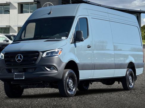 New 2026 Mercedes-Benz Sprinter 2500 image 8