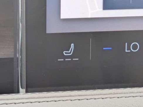 Certified 2023 Lincoln Corsair Reserve image 22