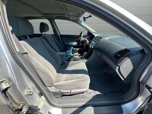 Used 2006 Honda Accord LX image 34