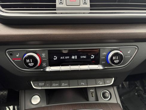 Used 2024 Audi Q5 2.0T Premium Plus image 18
