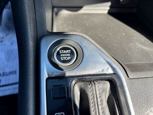 Used 2021 Nissan Sentra SV FWD image 11