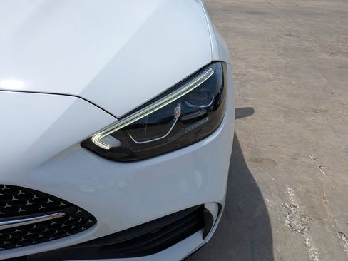 Used 2023 Mercedes-Benz C 300 Sedan image 10