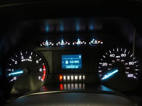 Used 2020 Ford F250 XL AWD/4WD image 11