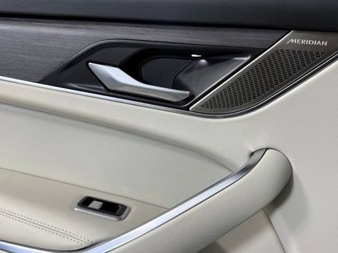 Certified 2022 Jaguar F-PACE S AWD/4WD image 23