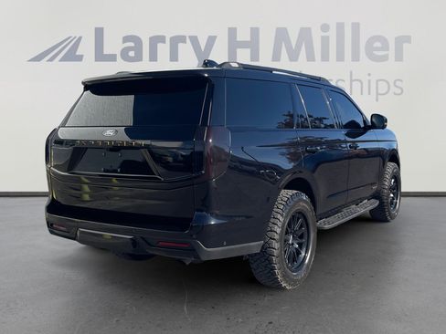 Certified 2025 Ford Expedition Tremor AWD/4WD image 5