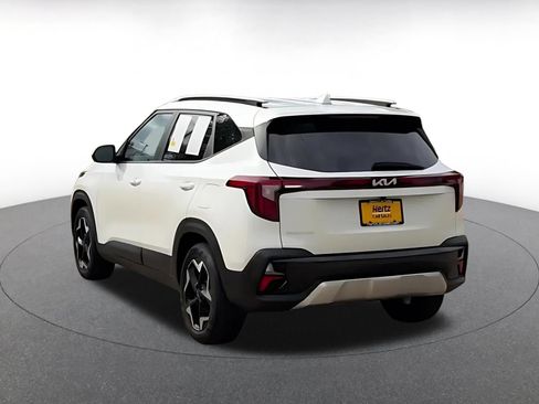 Used 2025 Kia Seltos S FWD image 11