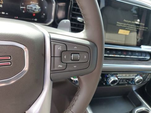 New 2026 GMC Sierra 1500 SLT image 29