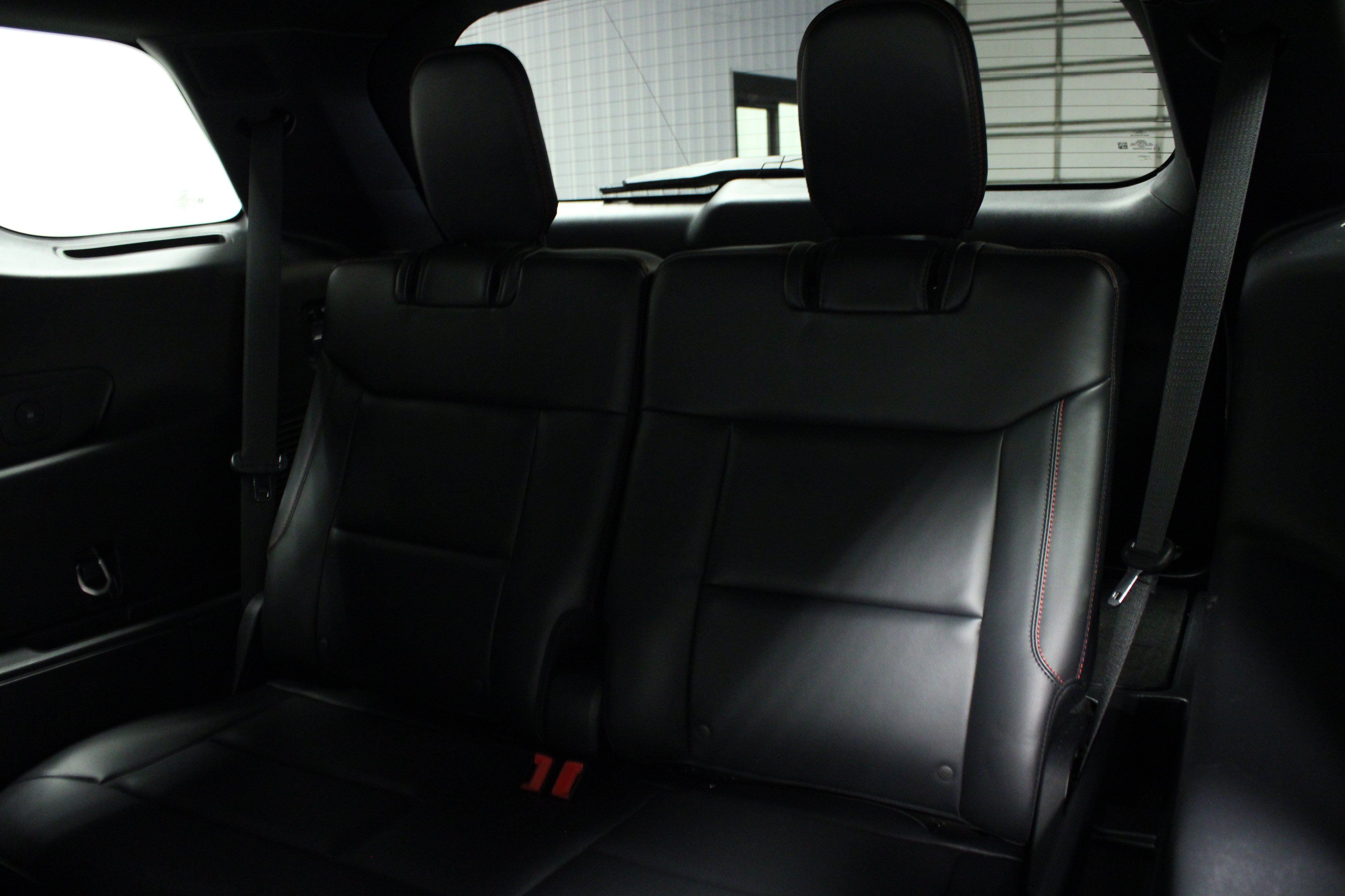 Used 2025 Ford Explorer ST RWD image 14