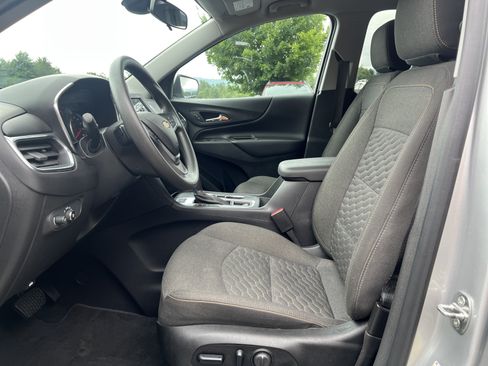 Used 2020 Chevrolet Equinox LT AWD/4WD image 12