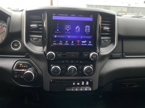 Used 2019 RAM 1500 Big Horn AWD/4WD image 27