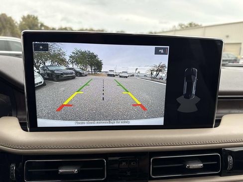 Certified 2022 Lincoln Nautilus Reserve image 24