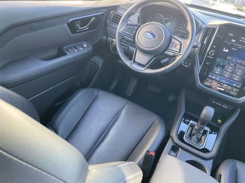 Used 2025 Subaru Forester Limited image 10