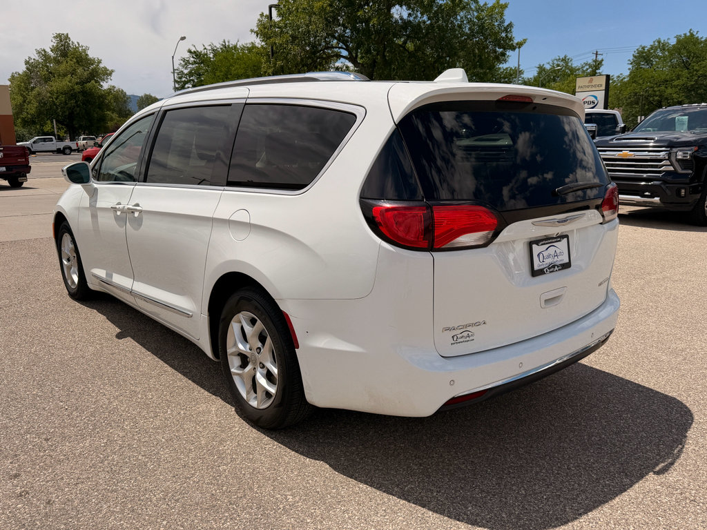 Used 2020 Chrysler Pacifica Limited FWD image 8