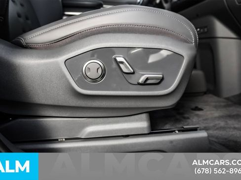 Used 2024 Kia EV9 Wind image 50