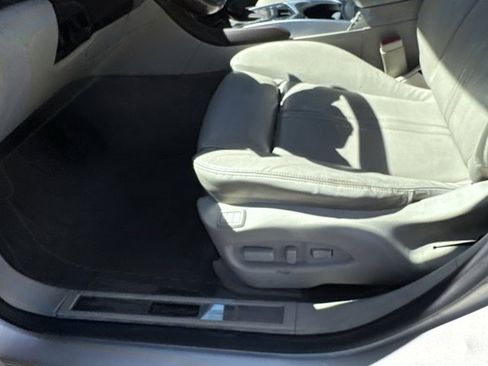 Used 2014 Cadillac SRX Luxury w/ Driver Awareness Package FWD image 20