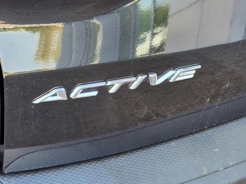 Used 2023 Ford Escape Active w/ Tech Pack #2 AWD/4WD image 32