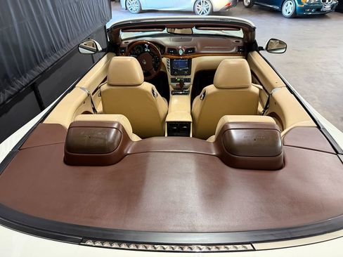 Used 2011 Maserati GranTurismo Convertible image 29