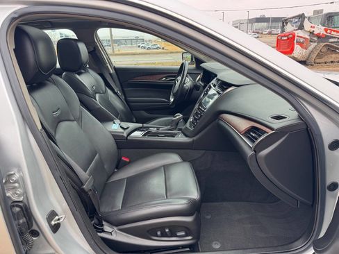 Used 2019 Cadillac CTS Luxury image 14