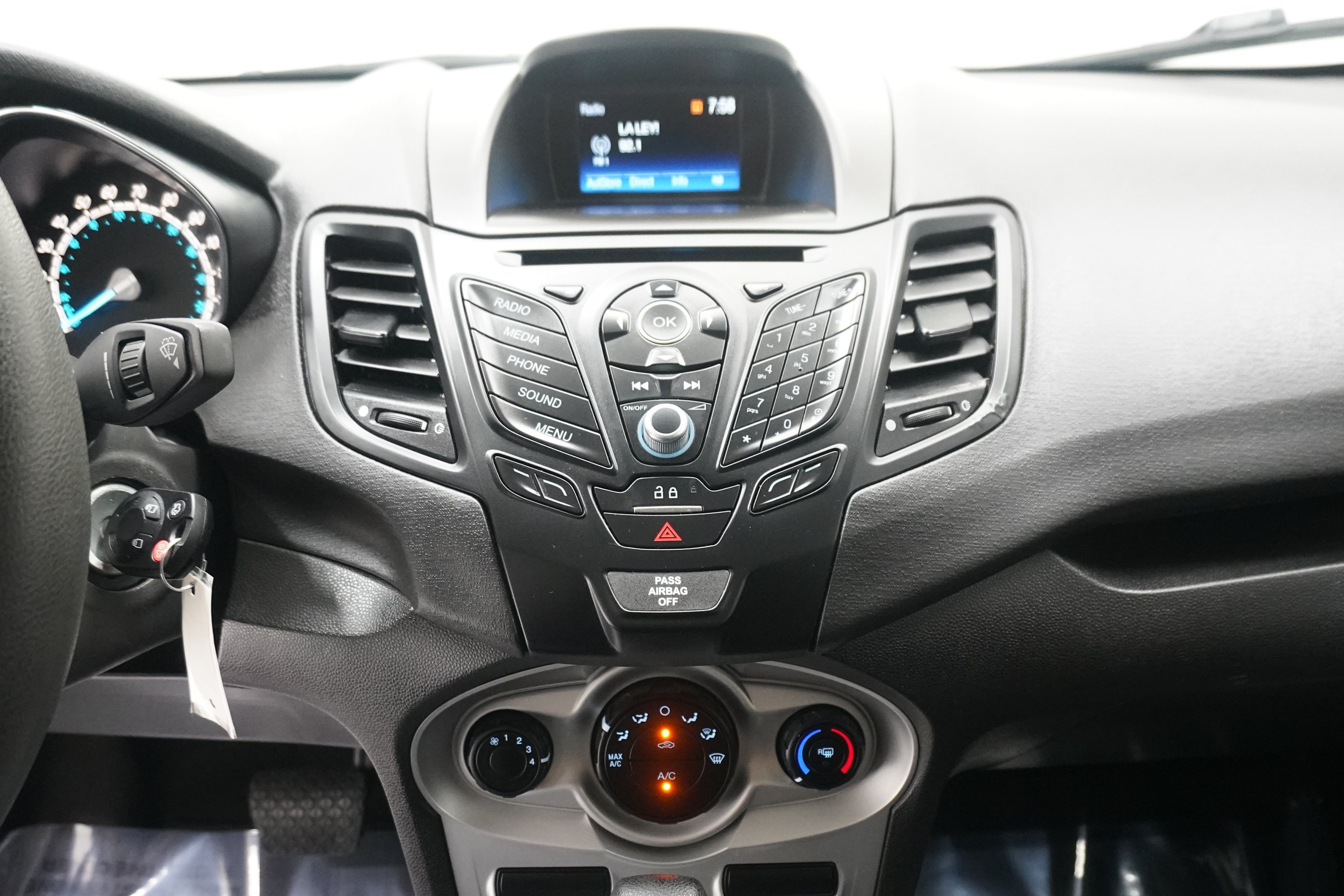 Used 2019 Ford Fiesta SE FWD image 12