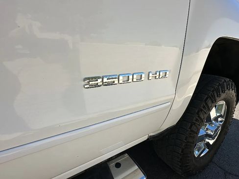 Used 2016 Chevrolet Silverado 3500 LT w/ LT Convenience Package AWD/4WD image 7