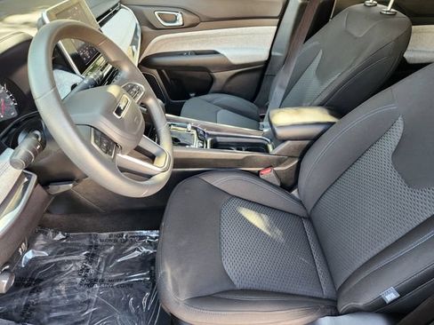 Used 2025 Jeep Compass Sport w/ Mopar Graphics Package AWD/4WD image 4