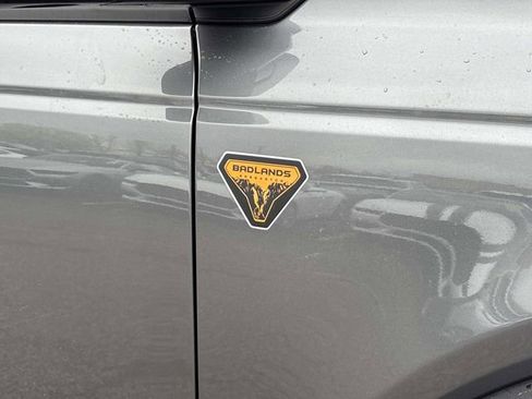 New 2026 Ford Bronco Badlands image 10