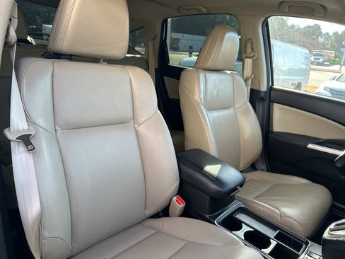 Used 2016 Honda CR-V Touring image 41