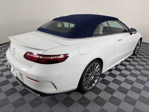 Used 2023 Mercedes-Benz E 450 Cabriolet image 10