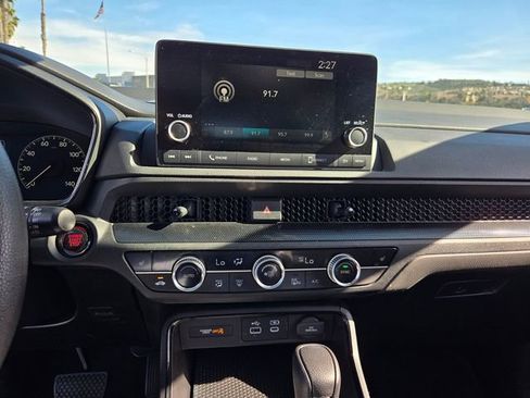 Used 2024 Honda CR-V EX image 3