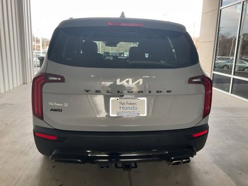 Used 2022 Kia Telluride EX w/ EX Premium Package image 24