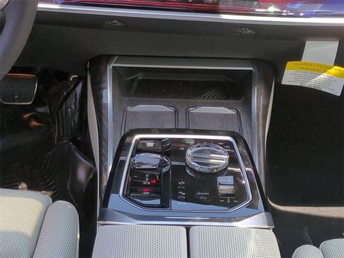 New 2025 BMW 760i xDrive image 17