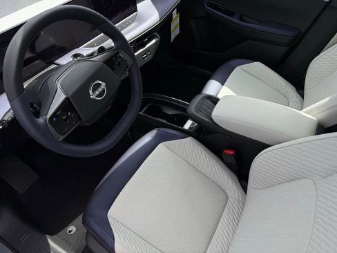 New 2026 Nissan Leaf Platinum+ w/ Cargo Package (Platinum+) image 16