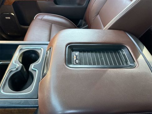 Used 2019 Chevrolet Silverado 3500 High Country w/ Duramax Plus Package image 21