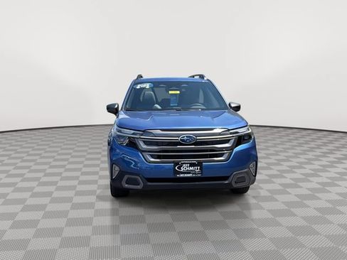 Used 2025 Subaru Forester Limited AWD/4WD image 3