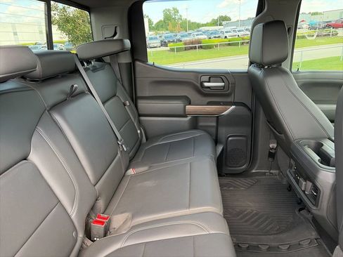 Used 2020 Chevrolet Silverado 1500 LT Trail Boss w/ Midnight Edition AWD/4WD image 38