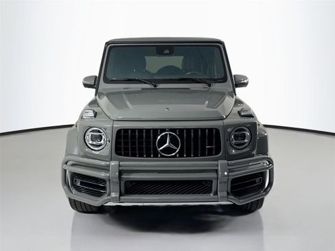 Used 2021 Mercedes-Benz G 63 AMG 4MATIC w/ G Manufaktur Interior Package image 11