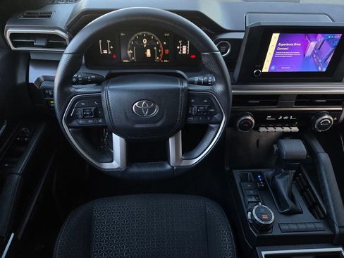 Used 2026 Toyota 4Runner SR5 AWD/4WD image 14