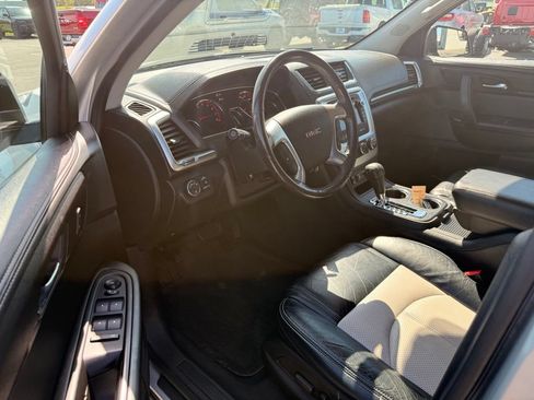 Used 2014 GMC Acadia SLE AWD/4WD image 3