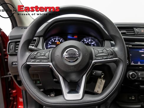 Used 2020 Nissan Rogue Sport S w/ Appearance Package FWD image 10
