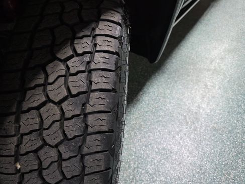 Used 2021 GMC Sierra 2500 Denali w/ Denali Black Diamond Edition image 14