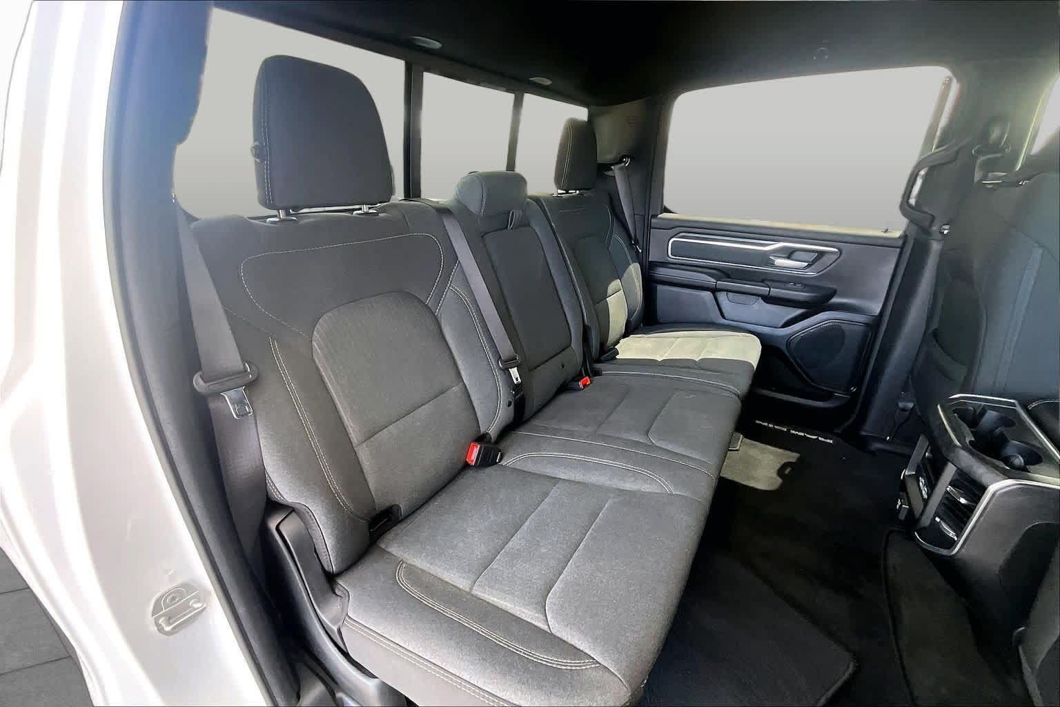 Used 2022 RAM 1500 Big Horn AWD/4WD image 20