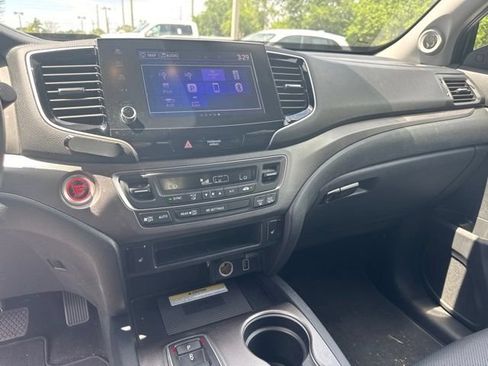 Used 2023 Honda Ridgeline RTL-E image 10