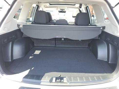 Used 2021 Subaru Forester Premium AWD/4WD image 7